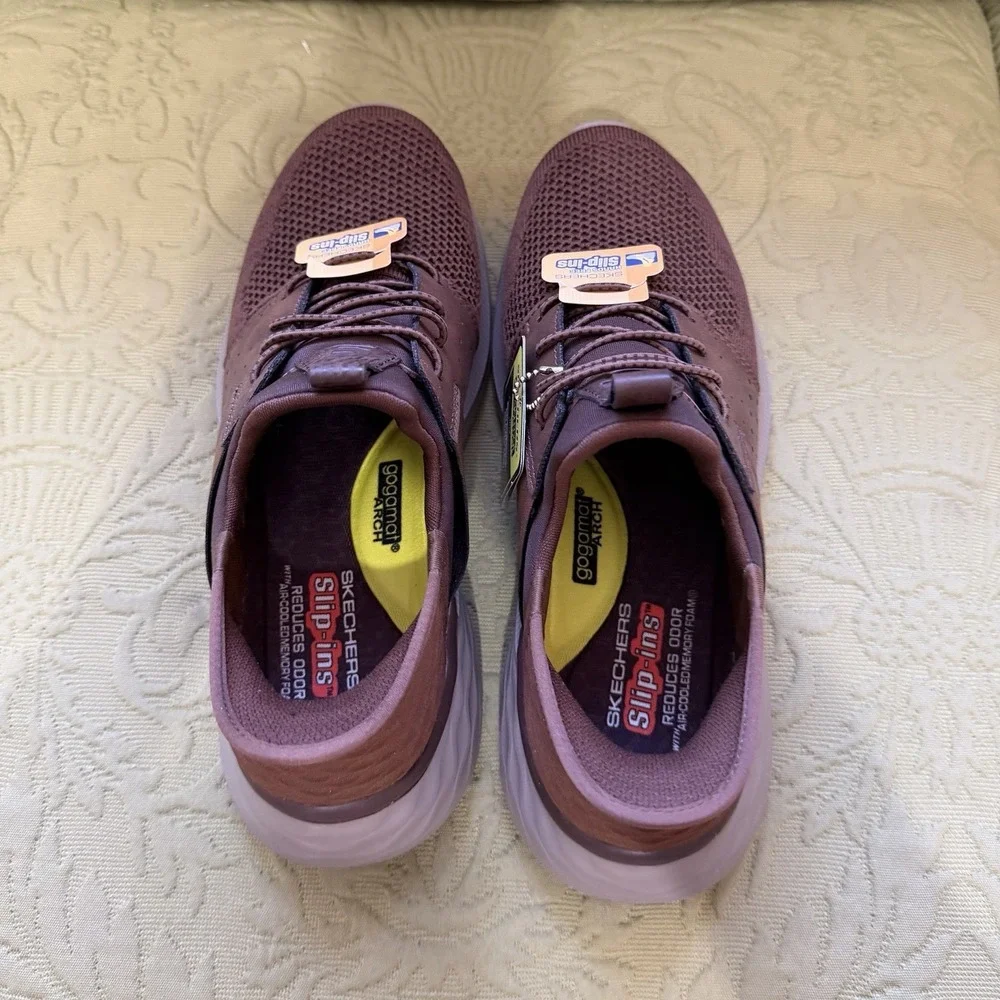 SKECHERS Garner Newick Men 8.5 Shoes Dark Brown Slipins Relax Fit Sneaker 210803